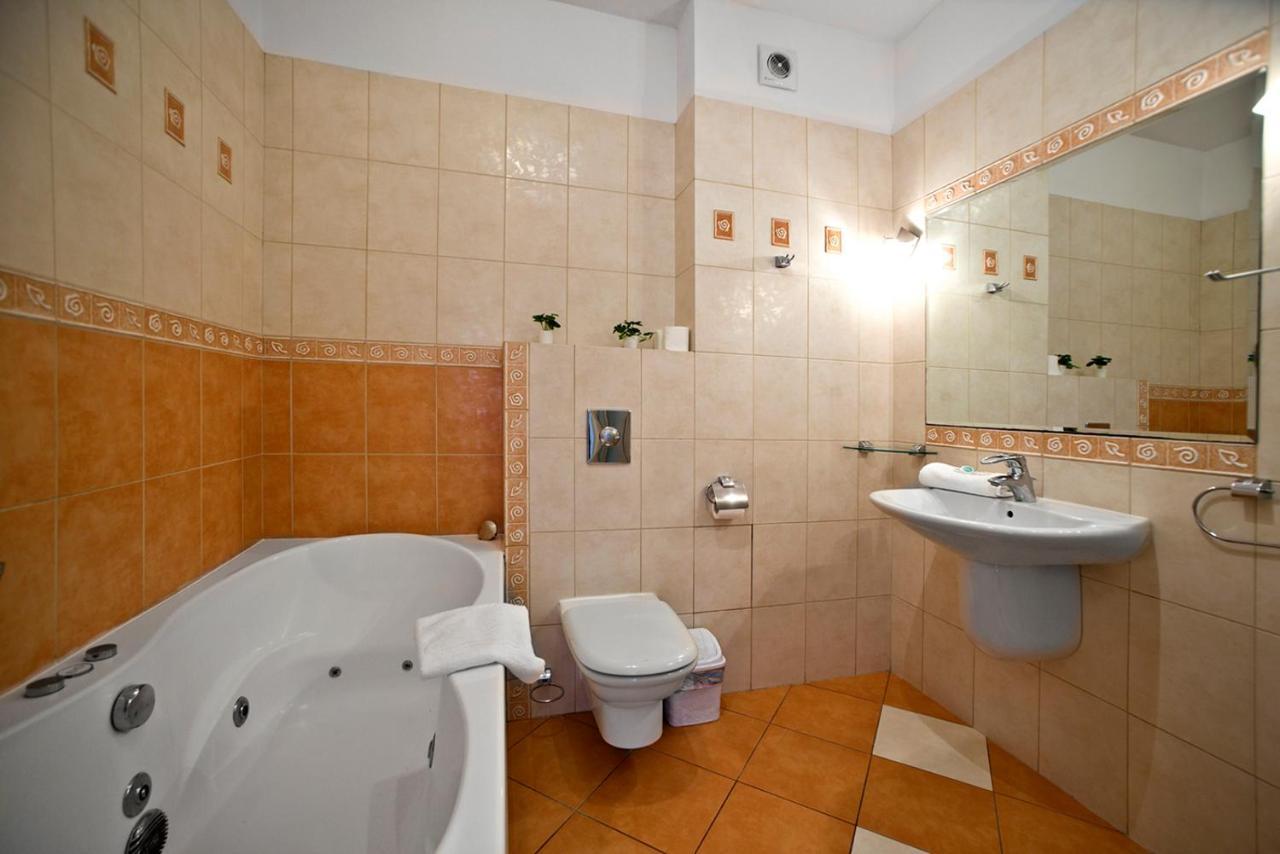 3 Bedrooms Apartment Zoliborz Gwiazdzista Varsovie Extérieur photo